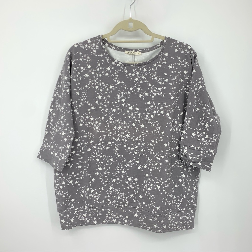 WoolOvers Women Size Small Shirt Short Sleeve Top Gray White Star Print Pullover